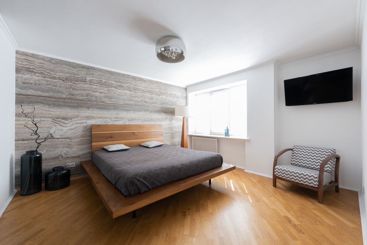Spotless, move-in ready bedroom